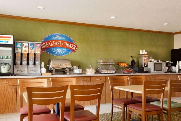 Baymont by Wyndham Salina image 22