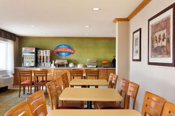 Baymont by Wyndham Salina image 25